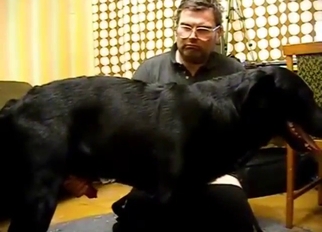 Guy with a meaty ass is going to fuck a dog